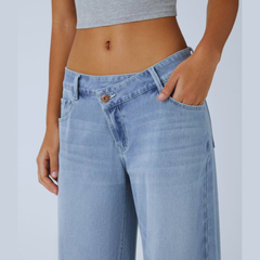 Women’s Asymmetric Low-Rise Baggy Jeans – Wide Leg Washed Denim with Zipper Pocket Detail | Casual Streetwear